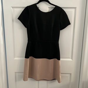 BCBGMAXAZRIA Color Block Short Sleeve Dress